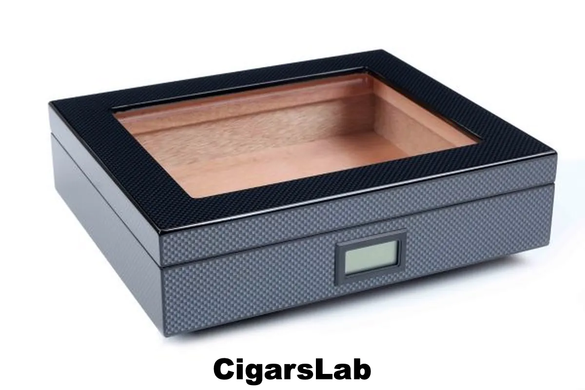 Хьюмидор Tom River на 30 сигар со стеклом, Карбон 560-256